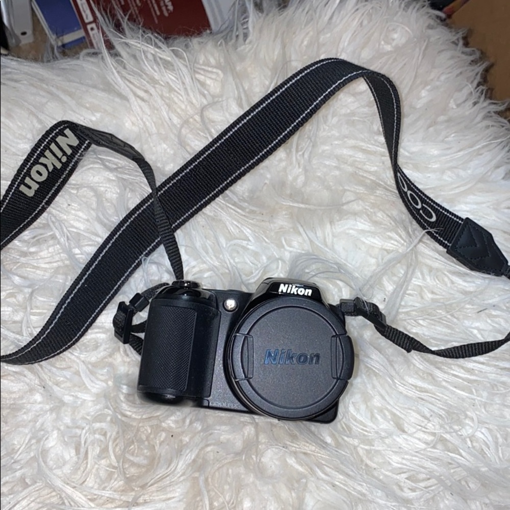 Nikon CoolPix L330